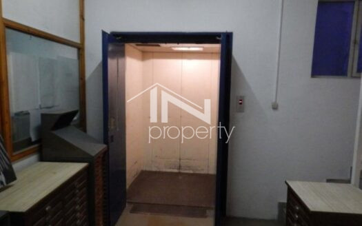 Δάφνη, κτίριο 1250 τμ, 6500€