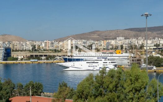 Πειραϊκή – Χατζηκυριάκειο, οροφοδιαμέρισμα 82 τμ, 280000€