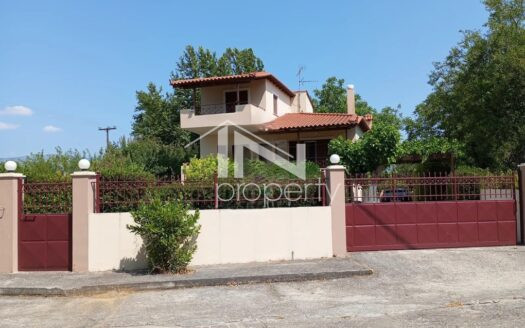 Αυλώνα, μονοκατοικία 177 τμ, 350000€