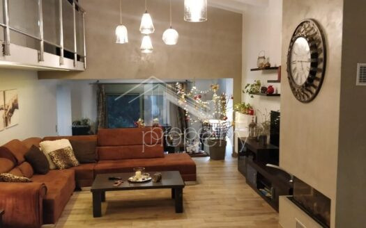 Alimos, maisonette 200 sq m, 620000€