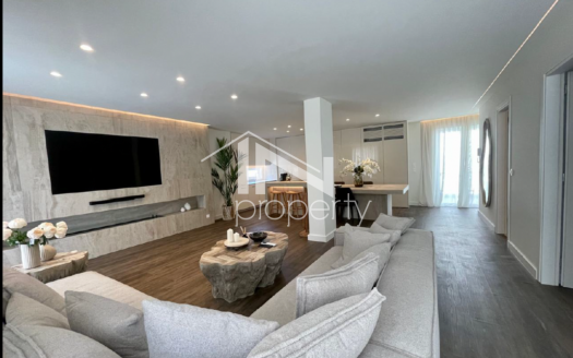 Βουλιαγμένη, διαμέρισμα 132 τμ, 1200000€