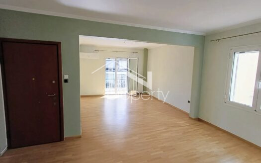 Paleo Faliro, 68-square-meter apartment