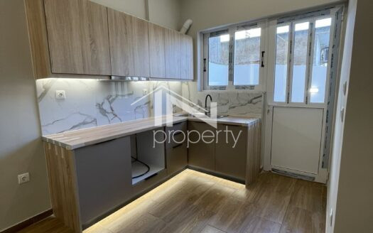 Νίκαια, οροφοδιαμέρισμα 50 τμ