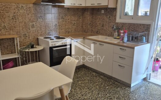 Piraeus, 70-square-meter apartment